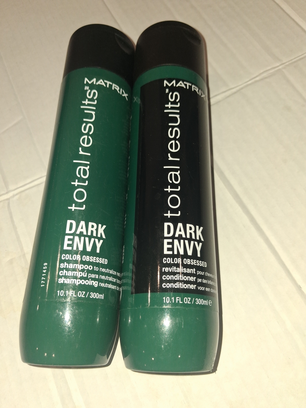 Matix Dark Envy Green & Black Shampoo and Conditioner Duo